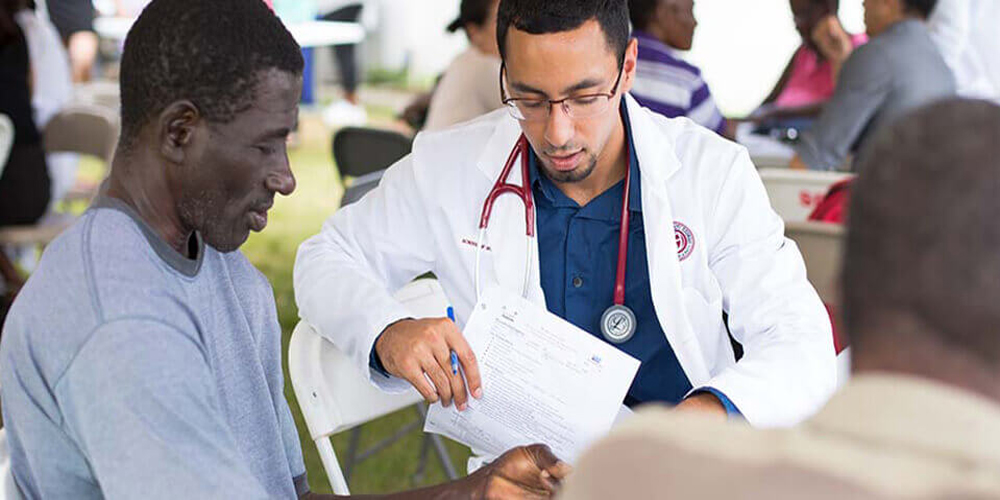 6 Little Known Perks of Attending an International Medical School